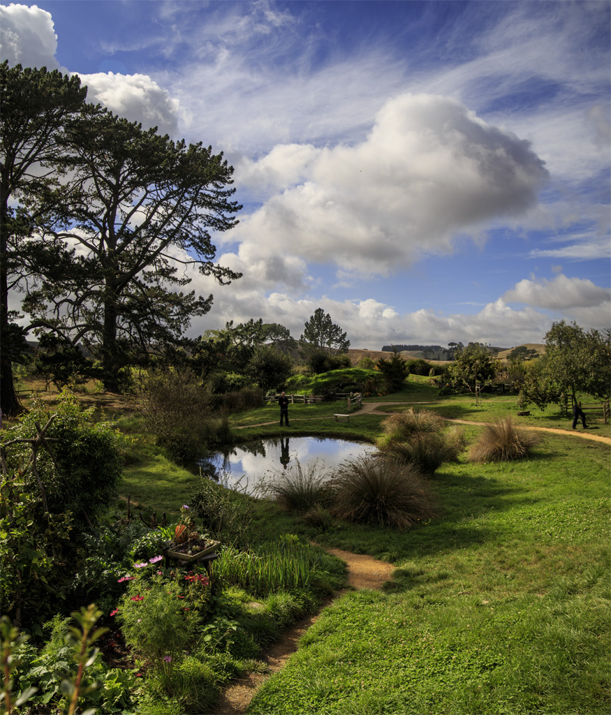    (Hobbiton).<br>   ,   Sackvilles Apple Orchard    .