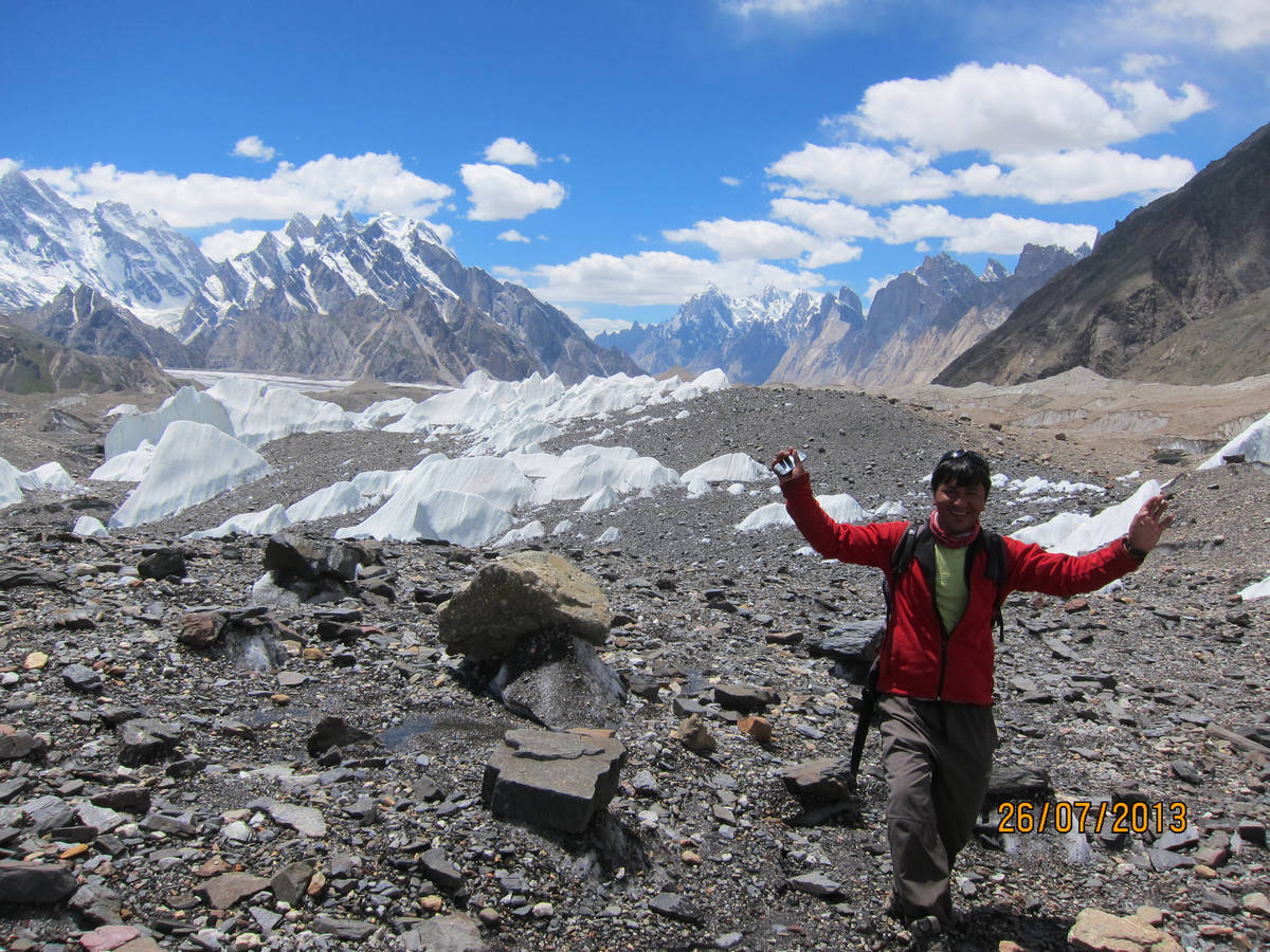    (Baltoro Glacier)    II (Goro II).<br>  .