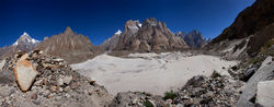        (Baltoro Glacier)     (Trango Glacier).